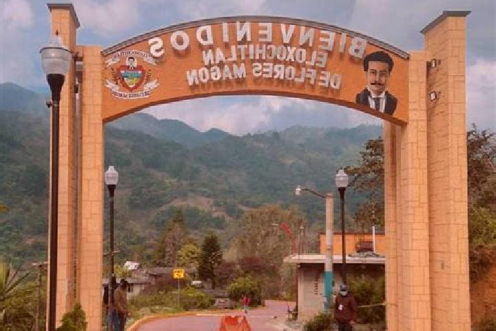 8 escort profiles in Eloxochitlan de Flores Magon, Mexico. Browse companions, services, rates and book online. Incall and outcall available.