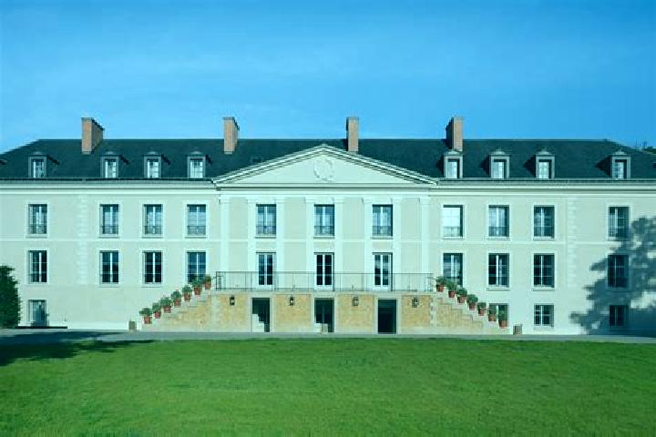 8 escort profiles in Jouy-en-Josas, France. Browse companions, services, rates and book online. Incall and outcall available.
