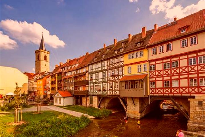 8 escort profiles in Langenwetzendorf, Germany. Browse companions, services, rates and book online. Incall and outcall available.