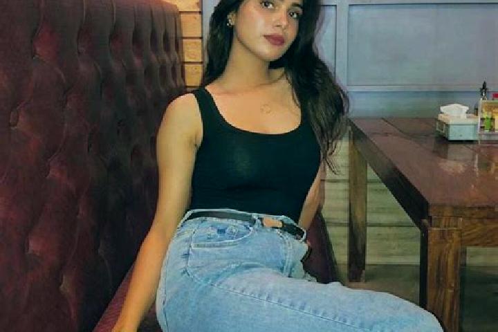 8 escort profiles in Manjanadi, India. Browse companions, services, rates and book online. Incall and outcall available.