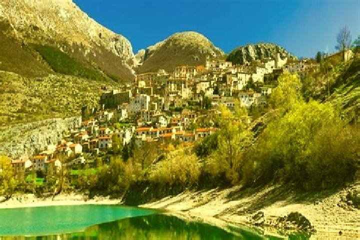 8 escort profiles in Pescasseroli, Italy. Browse companions, services, rates and book online. Incall and outcall available.
