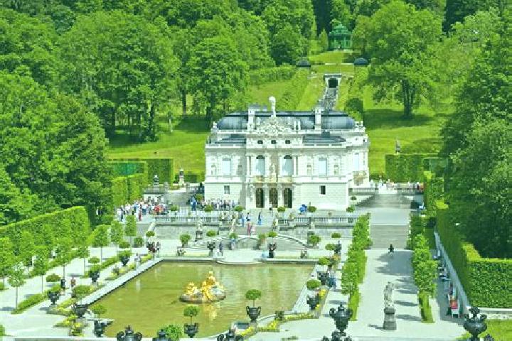 8 escort profiles in Schliersee, Germany. Browse companions, services, rates and book online. Incall and outcall available.