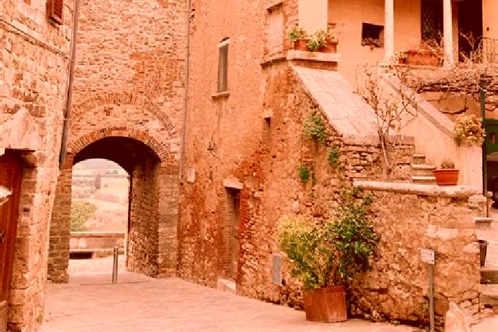 8 escort profiles in Serre di Rapolano, Italy. Browse companions, services, rates and book online. Incall and outcall available.