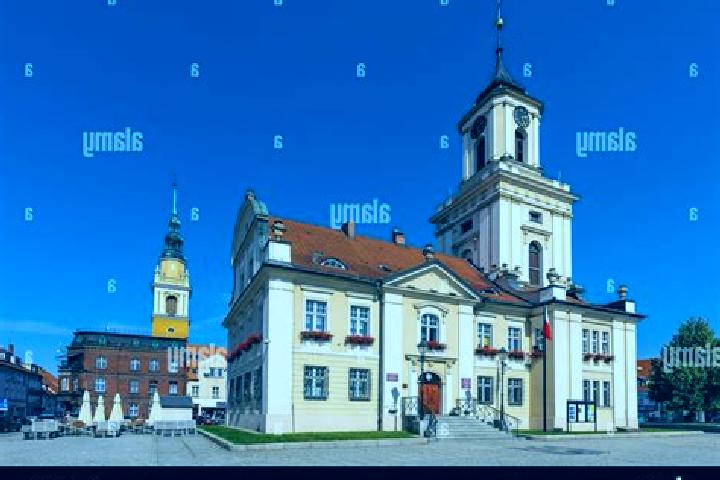 8 escort profiles in Swiebodzice, Poland. Browse companions, services, rates and book online. Incall and outcall available.