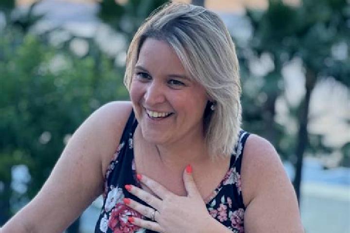 8 escort profiles in Wichelen, Belgium. Browse companions, services, rates and book online. Incall and outcall available.