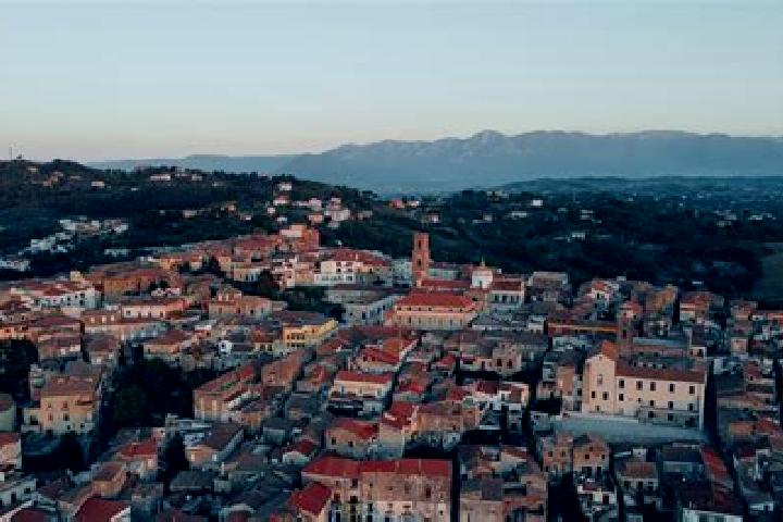 9 escort profiles in Caiazzo, Italy. Browse companions, services, rates and book online. Incall and outcall available.