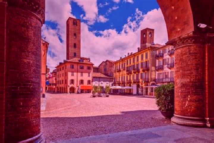 9 escort profiles in Castellinaldo, Italy. Browse companions, services, rates and book online. Incall and outcall available.