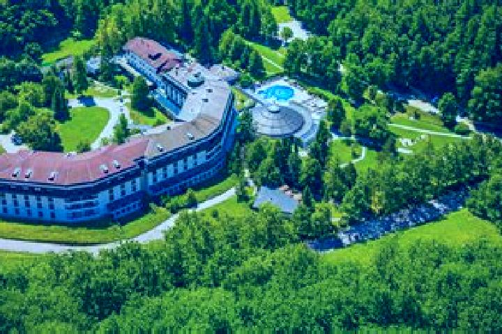 9 escort profiles in Dolenjske Toplice, Slovenia. Browse companions, services, rates and book online. Incall and outcall available.