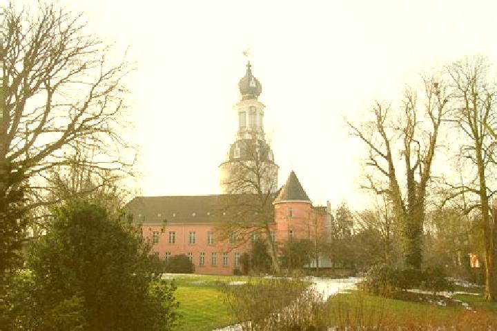9 escort profiles in Jever, Germany. Browse companions, services, rates and book online. Incall and outcall available.