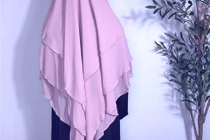 9 escort profiles in Khimar, Yemen. Browse companions, services, rates and book online. Incall and outcall available.