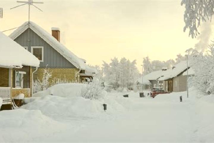 9 escort profiles in Ljungsbro, Sweden. Browse companions, services, rates and book online. Incall and outcall available.