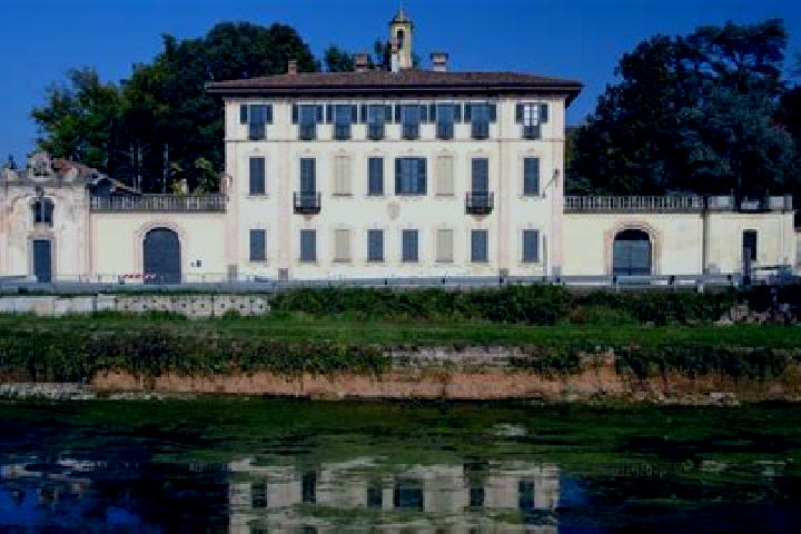 9 escort profiles in Lugagnano, Italy. Browse companions, services, rates and book online. Incall and outcall available.