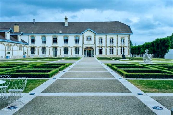 9 escort profiles in Mesnil-Saint-Nicaise, France. Browse companions, services, rates and book online. Incall and outcall available.