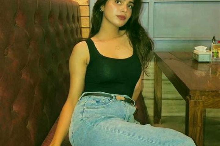 9 escort profiles in Ponnamaravati, India. Browse companions, services, rates and book online. Incall and outcall available.