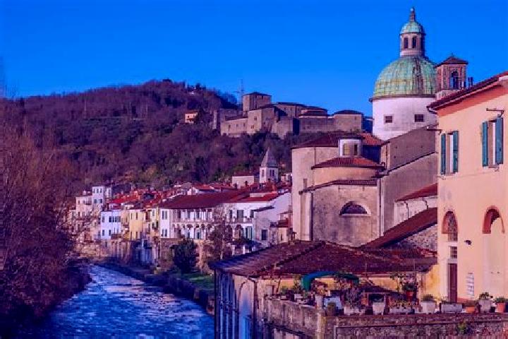 9 escort profiles in Pontremoli, Italy. Browse companions, services, rates and book online. Incall and outcall available.