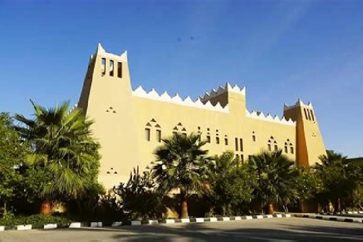 9 escort profiles in Qibah, Saudi Arabia. Browse companions, services, rates and book online. Incall and outcall available.