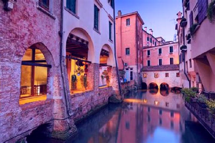 9 escort profiles in Quinto di Treviso, Italy. Browse companions, services, rates and book online. Incall and outcall available.