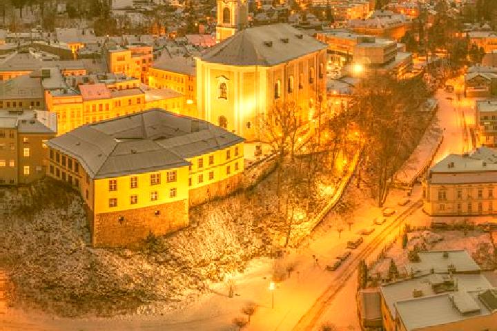 9 escort profiles in Roztoky u Jilemnice, Czech Republic. Browse companions, services, rates and book online. Incall and outcall available.