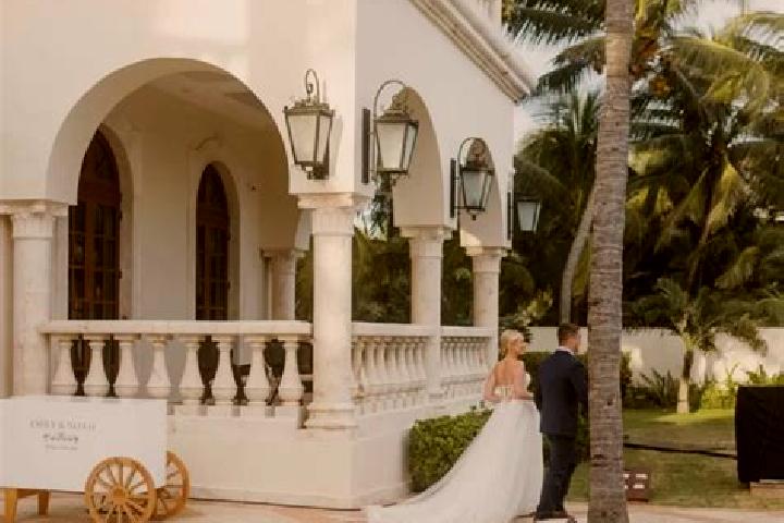 9 escort profiles in San Pedro la Joya, Mexico. Browse companions, services, rates and book online. Incall and outcall available.