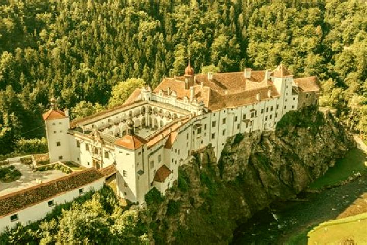 9 escort profiles in Sankt Johann bei Herberstein, Austria. Browse companions, services, rates and book online. Incall and outcall available.
