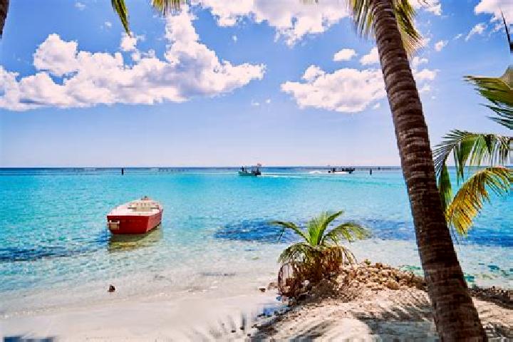 9 escort profiles in Santo Domingo, Cuba. Browse companions, services, rates and book online. Incall and outcall available.