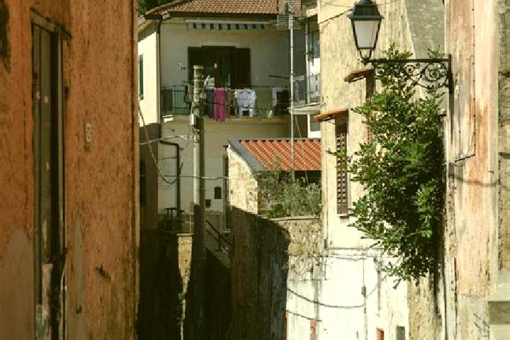 9 escort profiles in Valle di Maddaloni, Italy. Browse companions, services, rates and book online. Incall and outcall available.