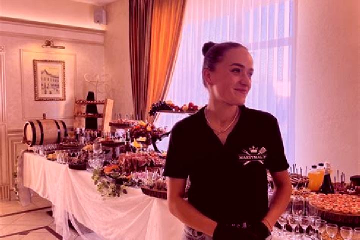 9 escort profiles in Vyzhnytsya, Ukraine. Browse companions, services, rates and book online. Incall and outcall available.