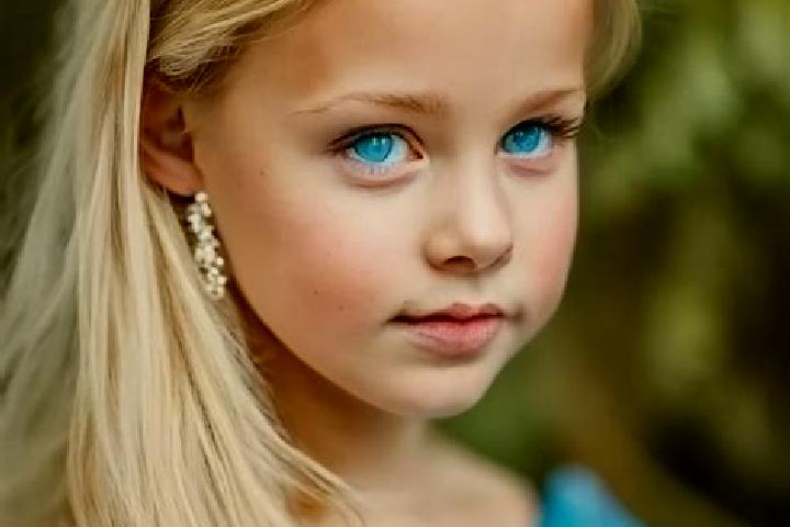 Abigail, 20, a blonde blue-eyed caucasian companion based in Varyushyne. Offering Couples, Roleplay, Erotic Massage, BDSM. Available for incall and outcall, ...
