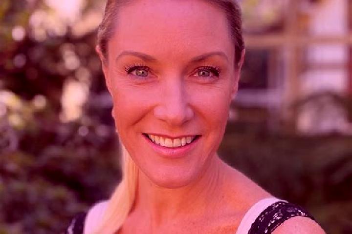Abigail, 20 — Escort in Clinton, Australia
