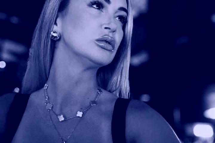 Abigail, 20 — Escort in Cornea, Romania