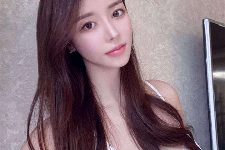 Abigail, 20 — Escort in Gaolou, China