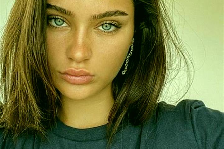 Abigail, 21, a brunette dark-eyed mixed companion based in St Johnston. Offering BDSM, Striptease, Dinner Date, Massage. Available for incall and outcall, ov...