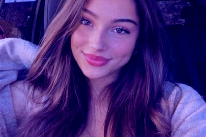 Abigail, 21, a dark blonde hazel-eyed latina companion based in Delaneys Creek. Offering Tantra, Roleplay, Travel Companion, Girlfriend Experience. Available...