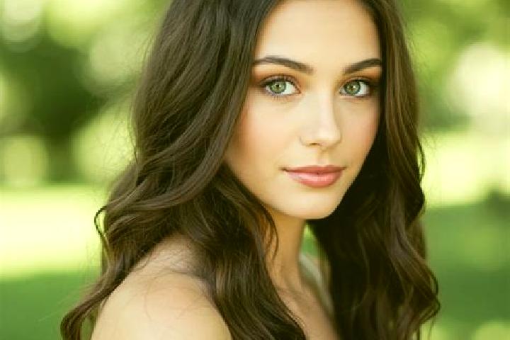 Abigail, 21, a dark blonde hazel-eyed mixed companion based in Boganatar. Offering Girlfriend Experience, Tantra, Overnight. Available for incall and outcall...