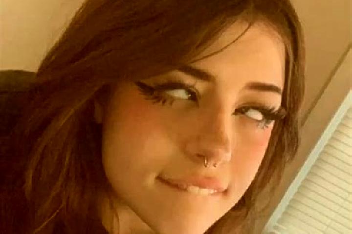 Abigail, 21, a red dark-eyed european companion based in Delhi. Offering A-Level, Party Girl, Travel Companion, OWO, Domination. Available for incall and out...
