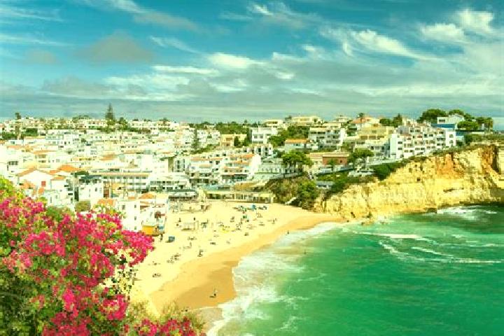 Abigail, 21 — Escort in Carvoeira, Portugal