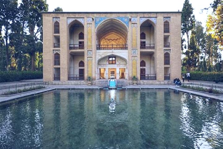 Abigail, 21 — Escort in Kashan, Iran