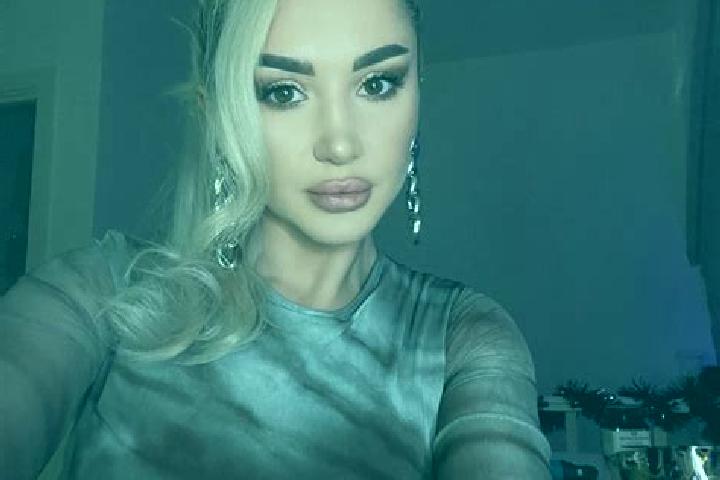 Abigail, 22, a blonde grey-eyed asian companion based in Numaligarh Refinery Township. Offering GFE, Domination, Travel Companion, OWO, Dinner Date. Availabl...