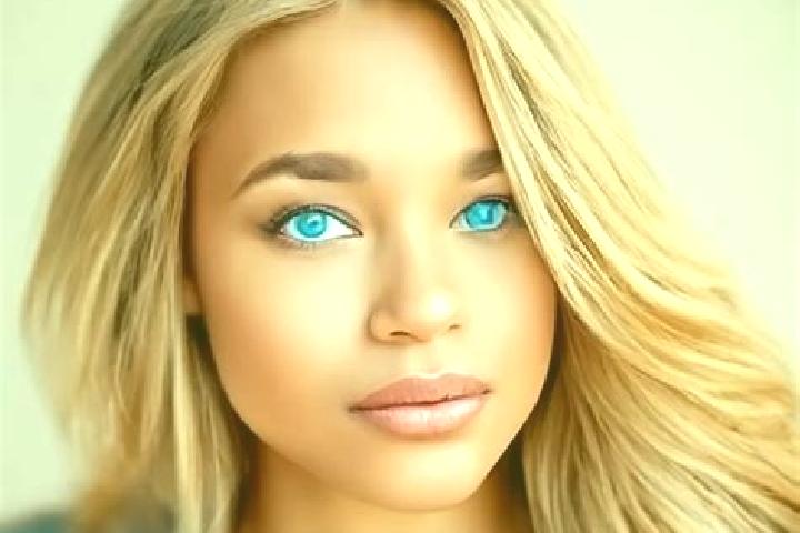 Abigail, 22, a dark blonde blue-eyed latina companion based in Pulai Chondong. Offering Dinner Date, Duos, Fetish, GFE. Available for incall and outcall, ove...