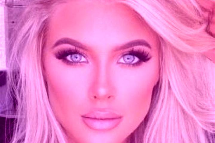 Abigail, 22, a platinum blonde amber-eyed mediterranean companion based in Karakoeprue. Offering 69, BDSM, Deep French Kissing, Striptease, Erotic Massage. A...
