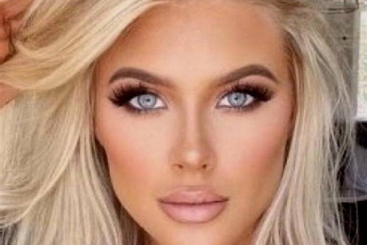 Abigail, 22, a platinum blonde dark-eyed indian companion based in Monreal de Ariza. Offering Prostate Massage, Striptease, OWO, CIM, Tantra. Available for i...