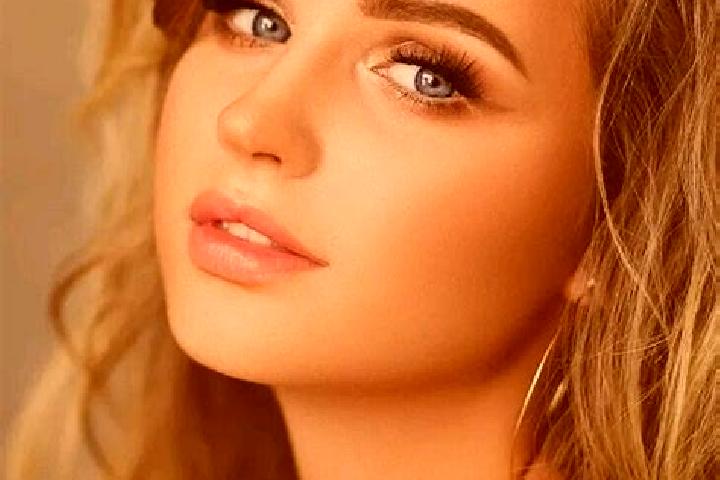 Abigail, 23, a dark blonde blue-eyed mediterranean companion based in Jadho. Offering Overnight, Tantra, Duos, GFE, Prostate Massage. Available for incall an...