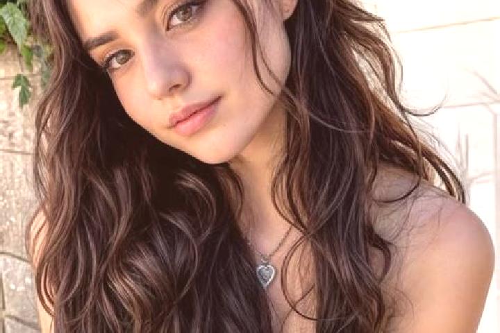 Abigail, 23, a dark blonde hazel-eyed latina companion based in Laplae. Offering Massage, Couples, Deep French Kissing, 69. Available for incall and outcall,...