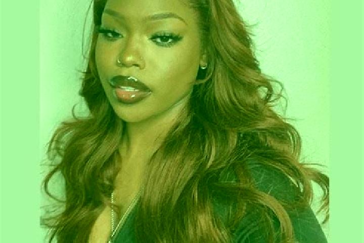 Abigail, 24, a auburn amber-eyed ebony companion based in Rio Terrace. Offering OWO, CIM, BDSM. Available for incall and outcall, overnight bookings available.