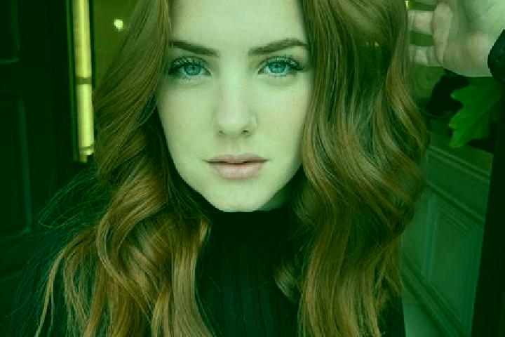 Abigail, 24, a auburn blue-eyed middle eastern companion based in Laje. Offering Dinner Date, Travel Companion, A-Level, Striptease. Available for incall and...
