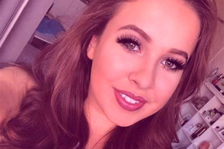 Abigail, 24, a black amber-eyed mixed companion based in Greenway. Offering GFE, Striptease, Erotic Massage. Available for incall and outcall, day and evenin...