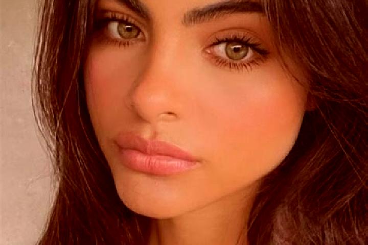 Abigail, 24, a black brown-eyed indian companion based in San Justo. Offering CIM, Couples, Erotic Massage, A-Level, BDSM. Available for incall and outcall, ...