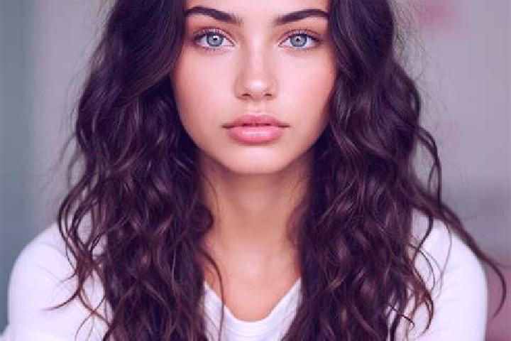 Abigail, 24, a brunette green-eyed mediterranean companion based in Pella. Offering 69, Duos, Dinner Date, Erotic Massage. Available for incall and outcall, ...