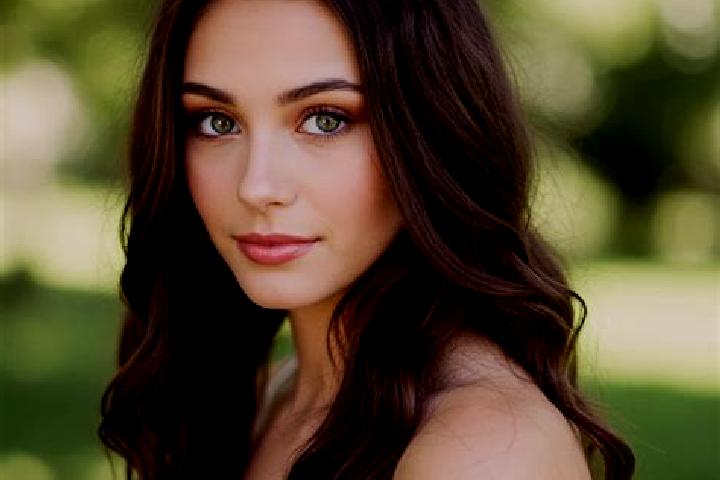 Abigail, 24, a brunette hazel-eyed mediterranean companion based in Santa Maria Yosocani. Offering Deep French Kissing, Dinner Date, Travel Companion, Duos, ...