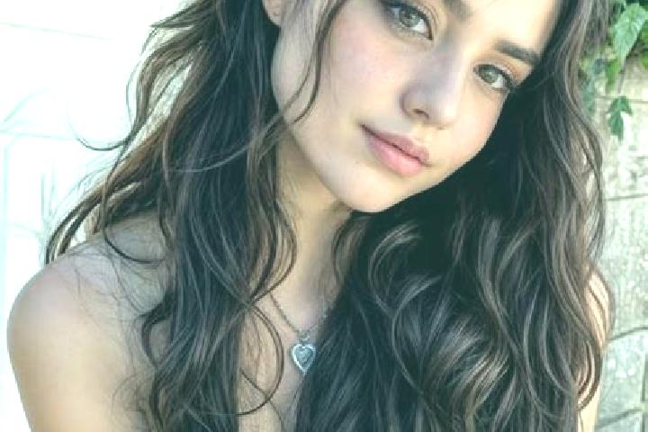 Abigail, 24, a brunette hazel-eyed middle eastern companion based in Lohrheim. Offering Travel Companion, Girlfriend Experience, Roleplay, 69. Available for ...